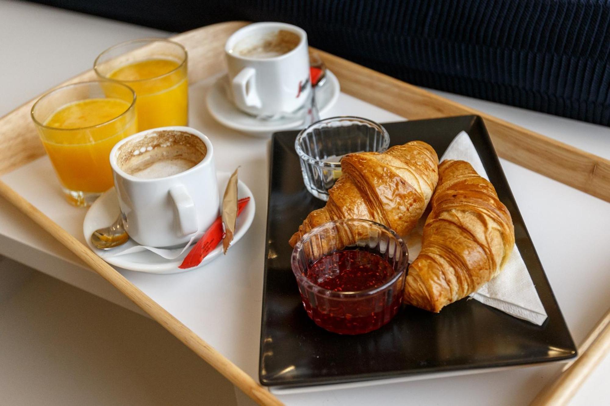 Ratiu House Hotel Турда Екстериор снимка